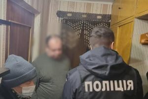 Посадовець ТЦК, який допоміг екскерівнику “Київського метрополітену” виїхати за кордон, отримав підозру від правоохоронців Посадовець ТЦК, який допоміг екскерівнику "Київського метрополітену" виїхати за кордон, отримав підозру від правоохоронців