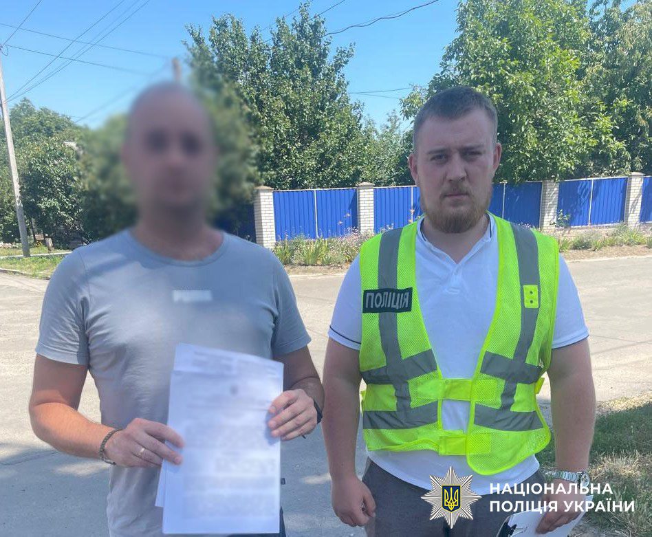 Чиновника КМДА підозрюють, що він продав 300 квадратів “недвіги” у центрі Києва за “копійки” Чиновника КМДА підозрюють, що він продав 300 квадратів “недвіги” у центрі Києва за “копійки”
