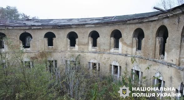 Директору держінституту повідомлено про підозру через завищення вартості проєкту реставрації «Київської фортеці»