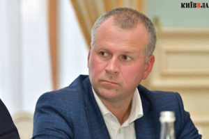 Новий електрокар та 2,5 млн гривень сімейного доходу: декларація очільника “Київавтодору”