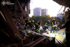 Окупанти вночі атакували Україну 4-ма крилатими ракетами та 103-ма ударними БпЛА Окупанти вночі атакували Україну 4-ма крилатими ракетами та 103-ма ударними БпЛА