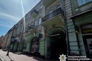 Заволодіння мільйонами: директор постачальника електрики для «Київпастрансу» отримав підозру Заволодіння мільйонами: директор постачальника електрики для «Київпастрансу» отримав підозру