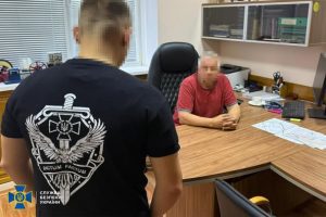 СБУ та Нацполіція викрили схему привласнення понад 13,2 млн гривень посадовцями Бучанської міськради СБУ та Нацполіція викрили схему привласнення понад 13,2 млн гривень посадовцями Бучанської міськради