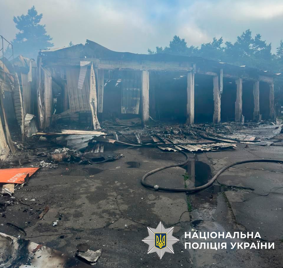 Армія росії атакувала столицю ракетами та БпЛА: загинула людина, пошкоджені станція метро, дитячий садочок, житлові будинки (фото)