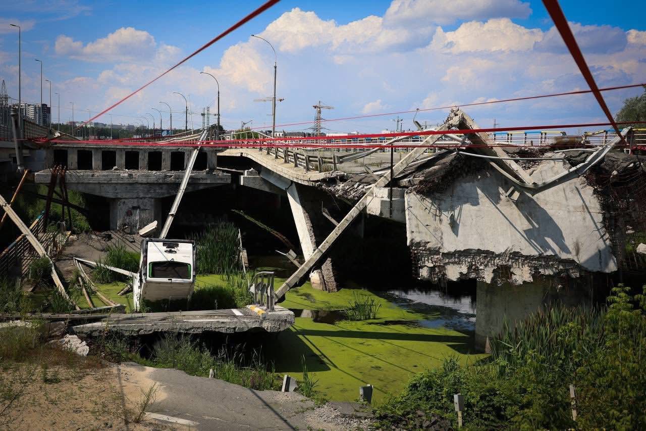 Голова КОДА та Посол Республіки Корея в Україні відвідали у Бучі Центр реабілітації дітей з інвалідністю, який реконструюється