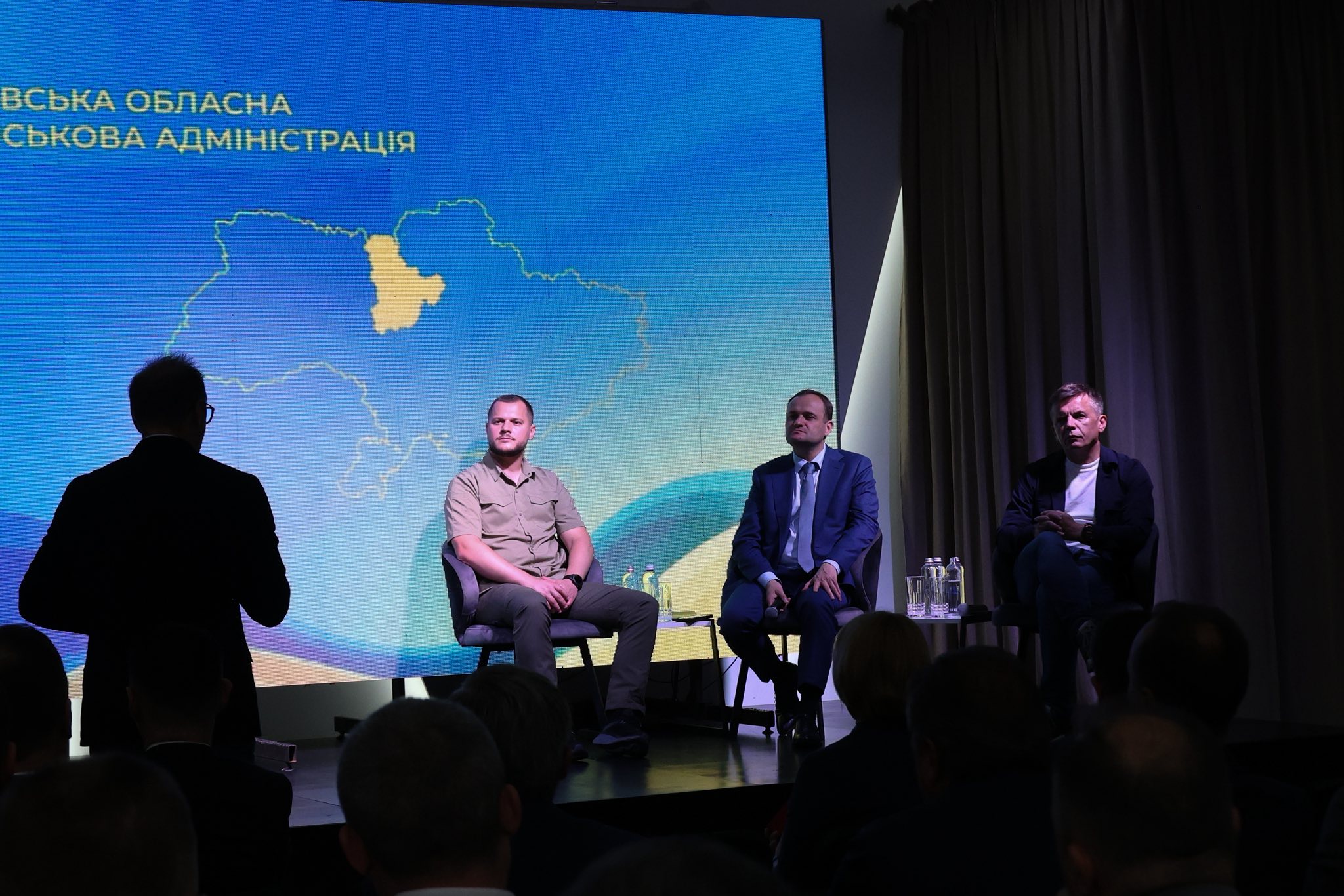 Микола Калашник: Делегація керівників закордонних дипломатичних установ України відвідала Бородянку