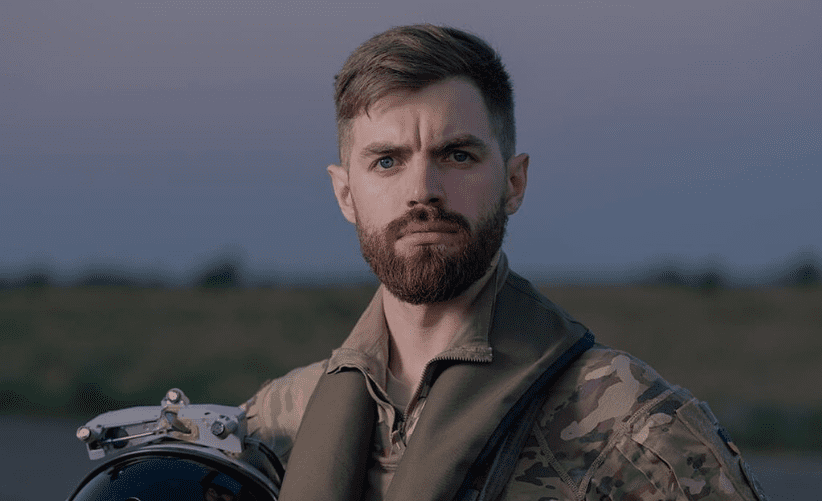 ДБР провело обшуки у квартирі загиблого пілота «Джуса» у рамках справи про ухилення від служби активіста Шабуніна