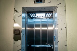 У Києві за програмою співфінансування планують замінити або відремонтувати понад 100 ліфтів