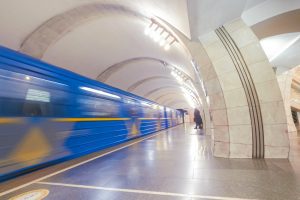 Станцію метро “Либідська” зачинили через виявлений підозрілий предмет Станцію метро “Либідська” зачинили через виявлений підозрілий предмет