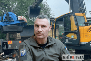 Війна за вуличну торгівлю: столичні підприємці почали ламати правила, що “ламають” кіоски Війна за вуличну торгівлю: столичні підприємці почали ламати правила, що “ламають” кіоски