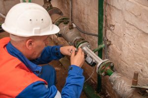 Столичні комунальники встановлять 440 будинкових лічильників тепла