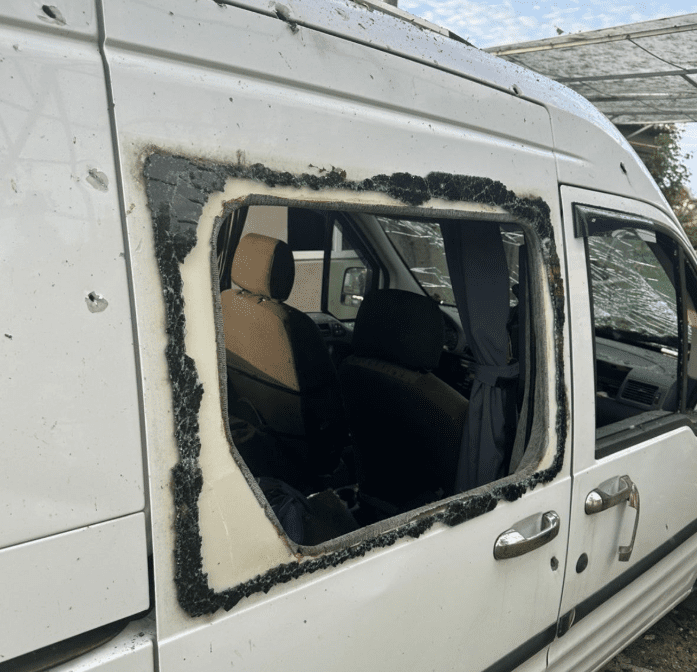 На Київщині внаслідок атаки ворожих БпЛА пошкоджено авто, 7 приватних будинків, школу та магазин На Київщині внаслідок атаки ворожих БпЛА пошкоджено авто, 7 приватних будинків, школу та магазин