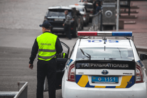 Киян попередили про перекриття руху на кількох вулицях у Дарницькому та Шевченківському районах Киян попередили про перекриття руху на кількох вулицях у Дарницькому та Шевченківському районах