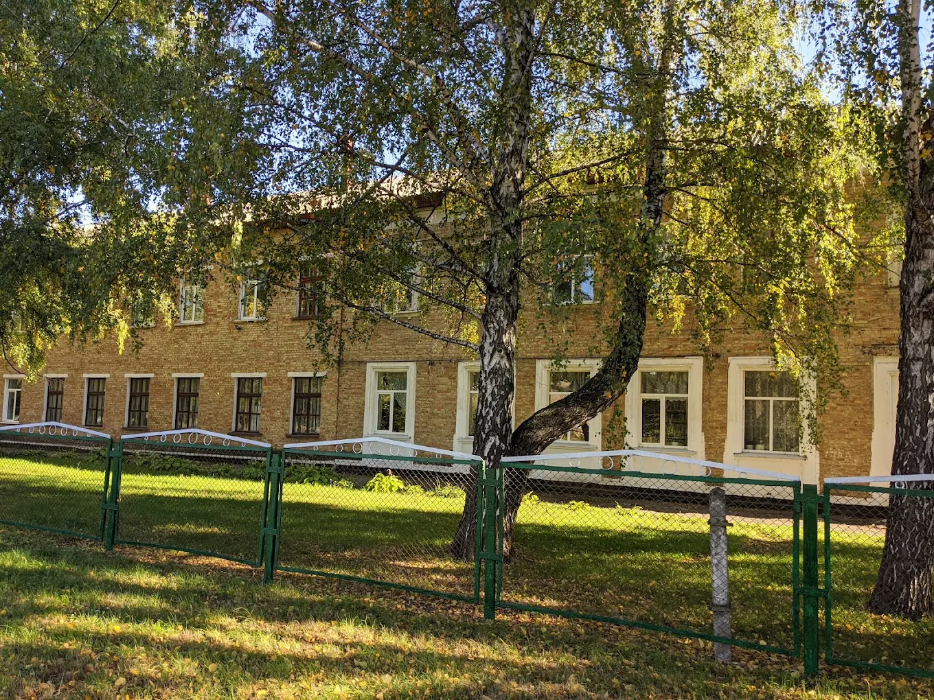 У Миронівці заміну дверей у ліцеї №2 замовлено у ексдепутата однієї з сільрад Обухівщини У Миронівці заміну дверей у ліцеї №2 замовлено у ексдепутата однієї з сільрад Обухівщини
