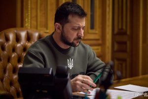 Зеленський підписав закони про воєнний стан і мобілізацію до 5 листопада