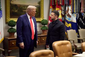 Зеленський про зустріч із Трампом: “Довга бесіда в деталях” з готовністю до будь-яких перемовин заради миру Зеленський про зустріч із Трампом: “Довга бесіда в деталях” з готовністю до будь-яких перемовин заради миру