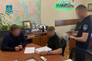 Повідомлено про підозри керівнику апарату КМДА та екскерівнику комунального підприємства “АТП КМДА” Повідомлено про підозри керівнику апарату КМДА та екскерівнику комунального підприємства "АТП КМДА"