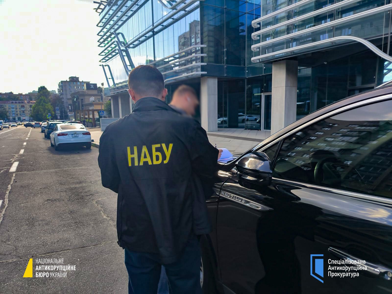 В Міноборони заробляють на київських забудовах, - НАБУ