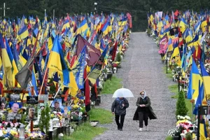 Зеленський про втрати: Президент розповів, скільки військових ЗСУ гинуть щодня на фронті Зеленський про втрати: Президент розповів, скільки військових ЗСУ гинуть щодня на фронті