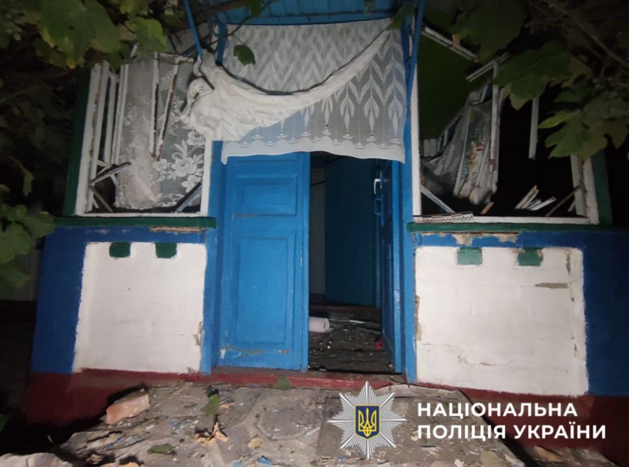 На Київщині внаслідок атаки рф пошкоджені шість приватних будинків та автомобіль
