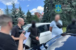 Нацполіція викрила киянина на організації схеми ухилянтства