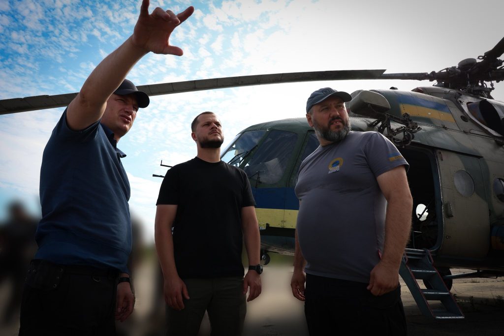 Микола Калашник: “Робимо все можливе, аби наші пілоти мали найкращу техніку для боротьби з ворогом” Микола Калашник: “Робимо все можливе, аби наші пілоти мали найкращу техніку для боротьби з ворогом”