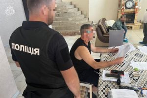 Кіностудія Довженка через шахраїв ледь не втратила гектар землі в історичному центрі Києва Кіностудія Довженка через шахраїв ледь не втратила гектар землі в історичному центрі Києва