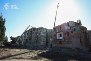 Удар рф по Києву вбив 25 мирних мешканців, роботи з ліквідації наслідків завершено Удар рф по Києву вбив 25 мирних мешканців, роботи з ліквідації наслідків завершено