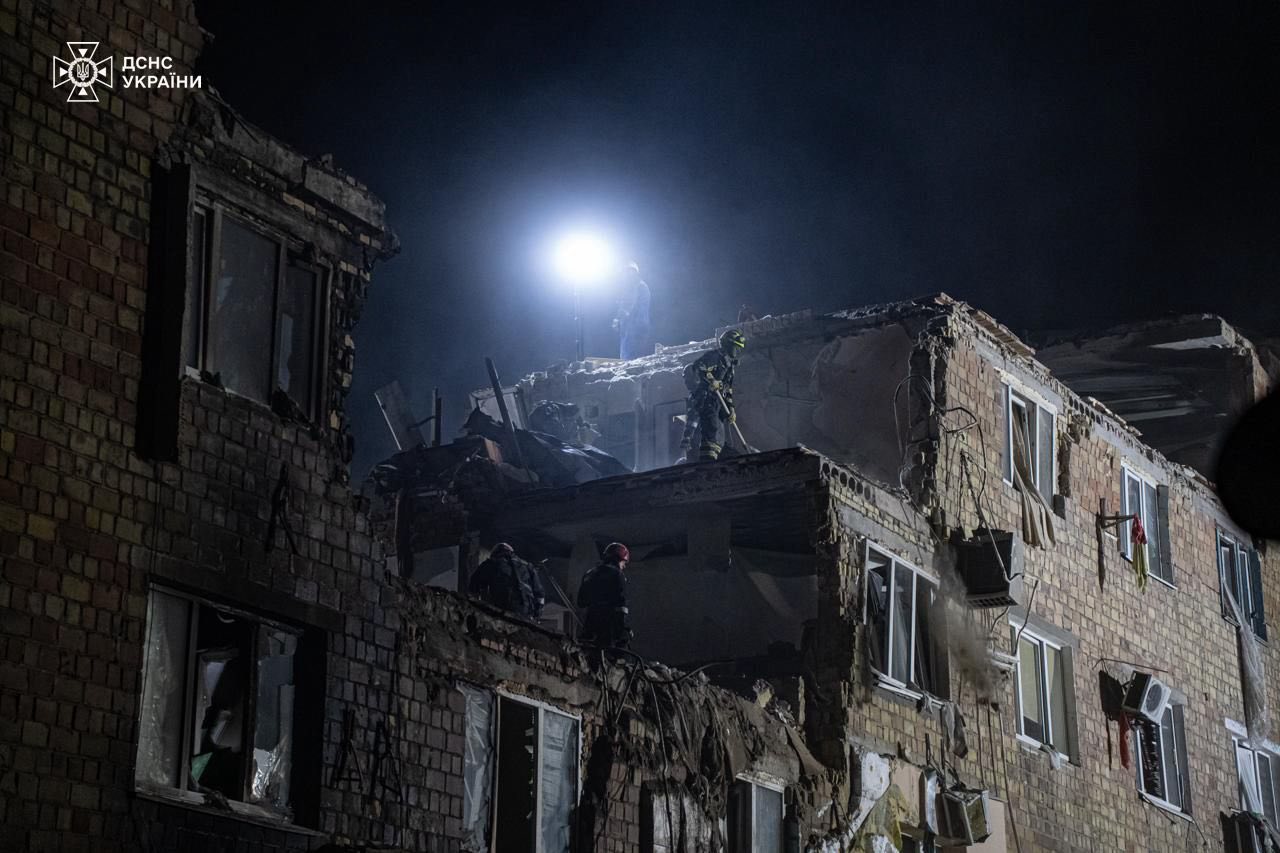 У Києві та області сьогодні День жалоби за жертвами російської атаки 28 серпня