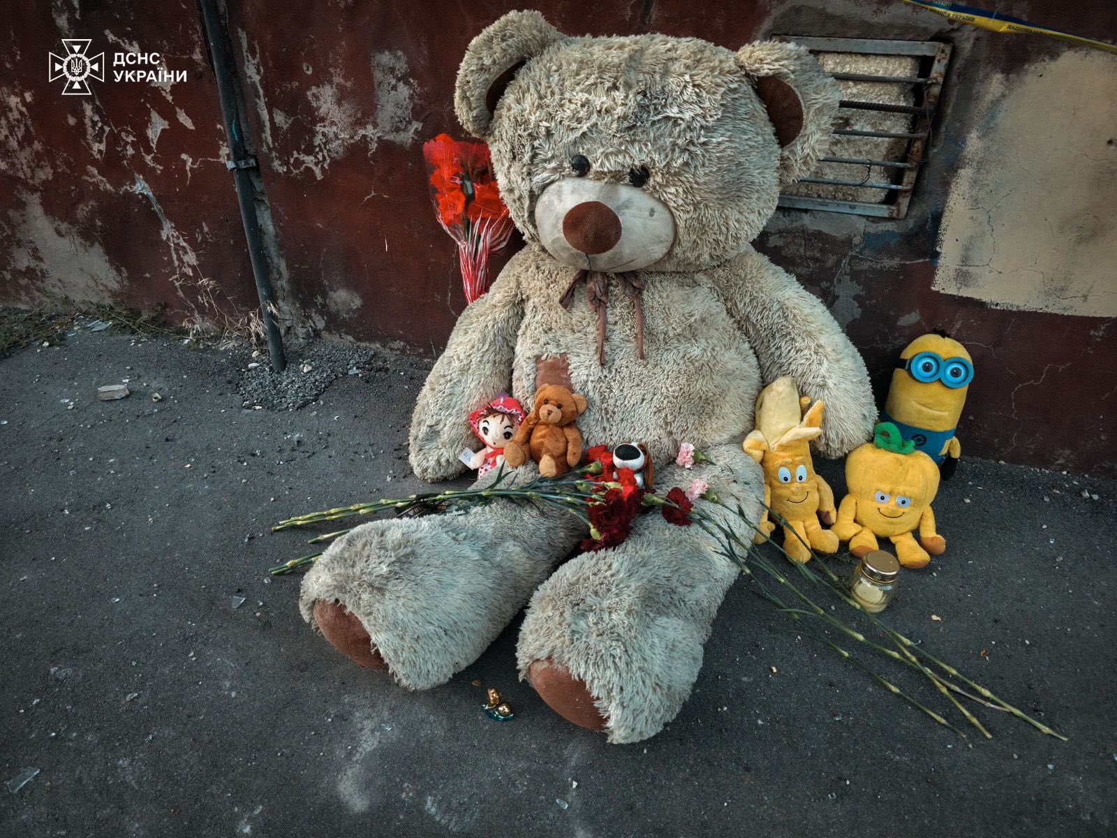 У Києві та області сьогодні День жалоби за жертвами російської атаки 28 серпня