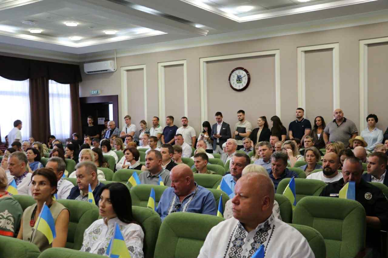 Київська обласна рада спрямувала додаткові кошти на підтримку військових, медицину, дороги та енергобезпеку