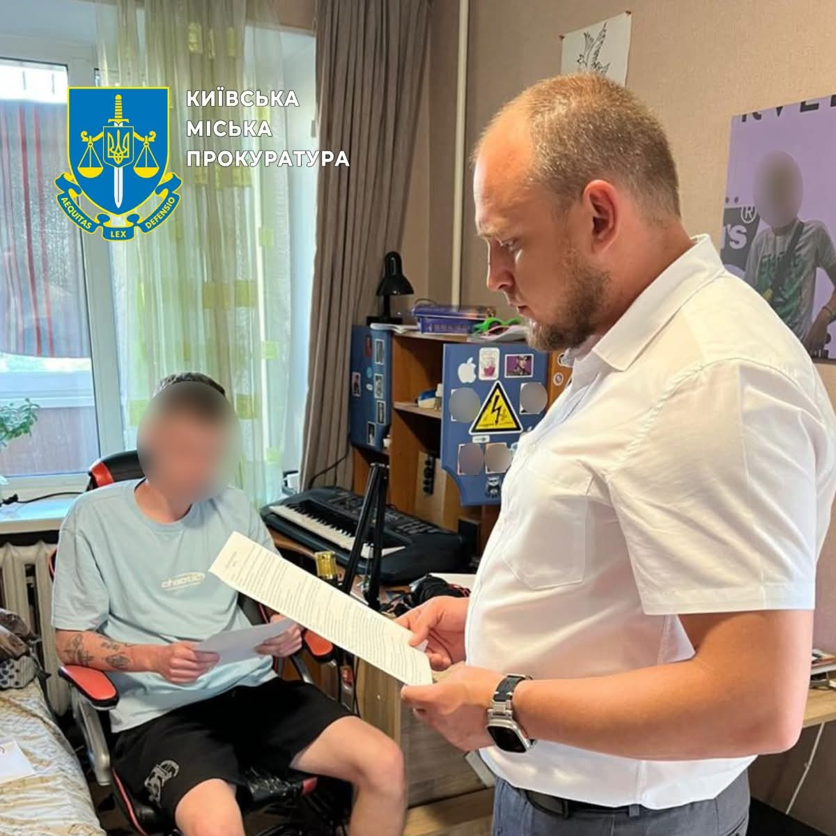 У Києві викрили шахрая, який під виглядом керівників ОВА зібрав на “допомогу ЗСУ” понад 600 тисяч гривень