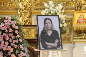 У Києві попрощалися з журналісткою Вікторією Рощиною, яка загинула в російському полоні У Києві попрощалися з журналісткою Вікторією Рощиною, яка загинула в російському полоні