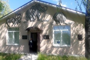 Де під Києвом відвідати унікальний історичний музей та подивитися на рештки мамонтів Де під Києвом відвідати унікальний історичний музей та подивитися на рештки мамонтів