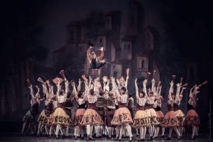 Нацопера у серпні: яскравий “Дон Кіхот”, неперевершена “Травіата” та гала-концерт до відкриття 158-го театрального сезону