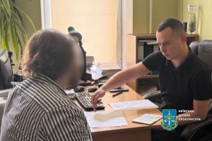 У Києві чоловік вимагав 10 тисяч доларів за мовчання про інтимні фото незнайомки У Києві чоловік вимагав 10 тисяч доларів за мовчання про інтимні фото незнайомки