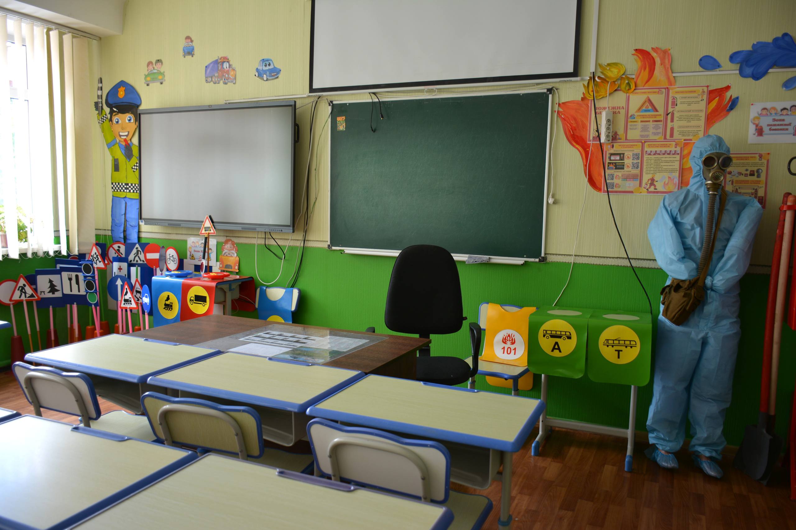 У закладах освіти Броварської громади завершують ремонти та готують укриття, - мер Сапожко