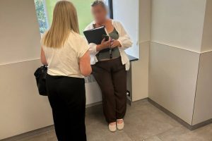 На Київщині адвокатку підозрюють у вимаганні 1200 доларів за «вирішення питання» в ТЦК На Київщині адвокатку підозрюють у вимаганні 1200 доларів за «вирішення питання» в ТЦК