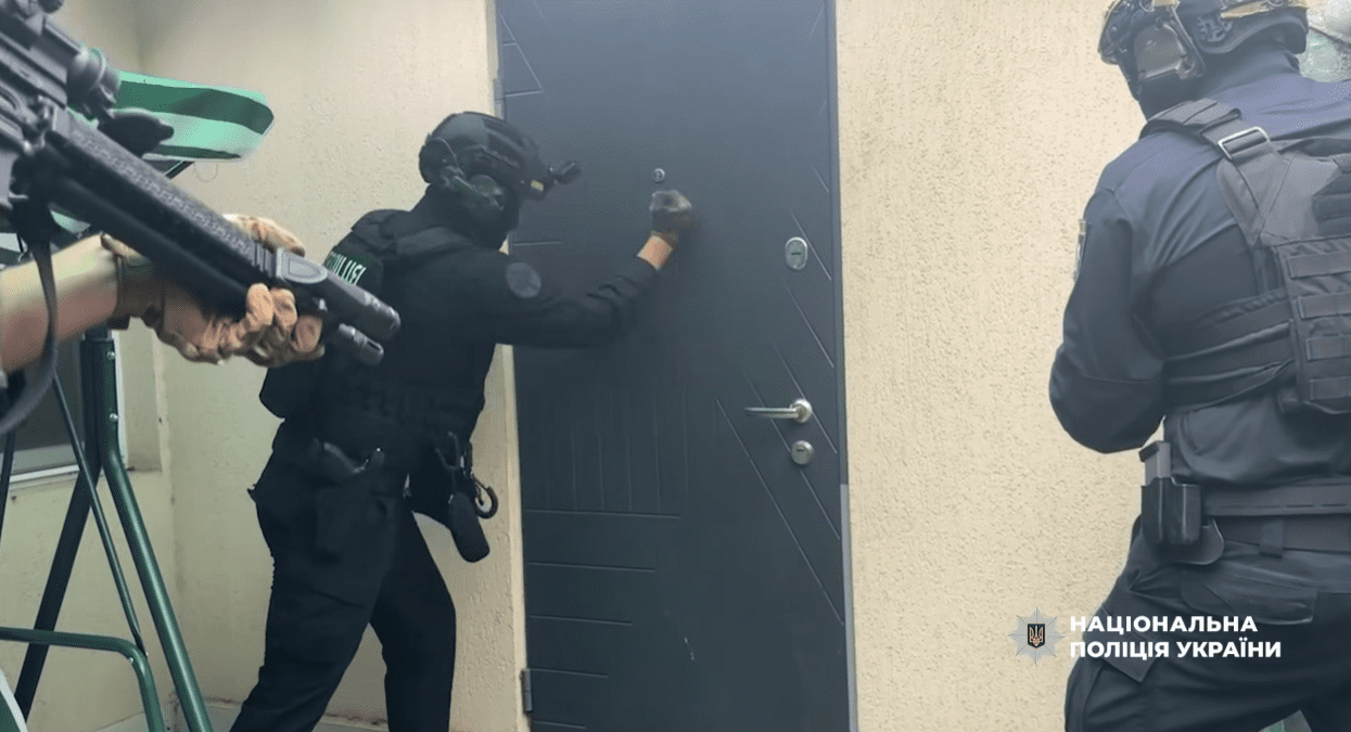 Афера на автомобілях з США: викрито угруповання, яке ошукало українців на 2 млн гривень