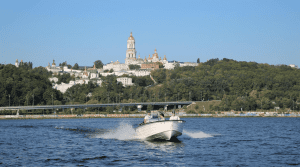 Столичне КП “Плесо” визначає постачальника двох човнів на 2,95 млн гривень