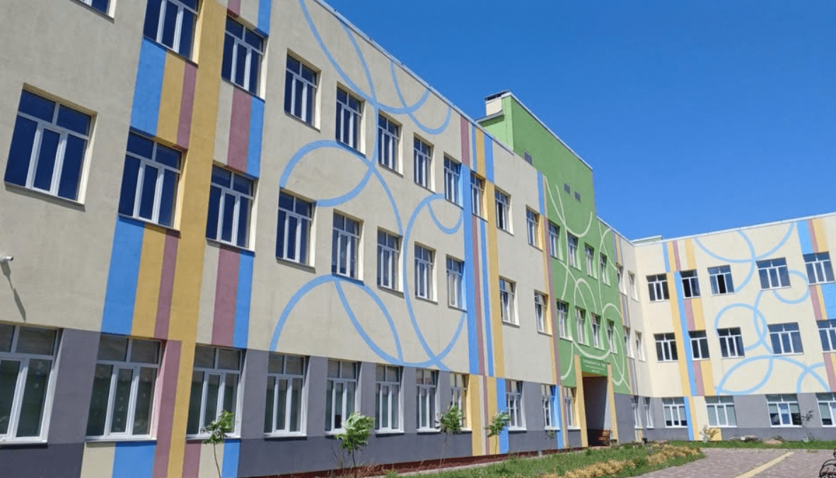 У Крюківщинському ліцеї “Лідер” відремонтують спортзалу