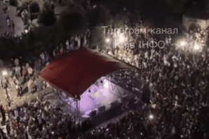 В одному ЖК Софіївської Борщагівки припинили непогоджений з військовими концерт, організаторів обіцяють оштрафувати