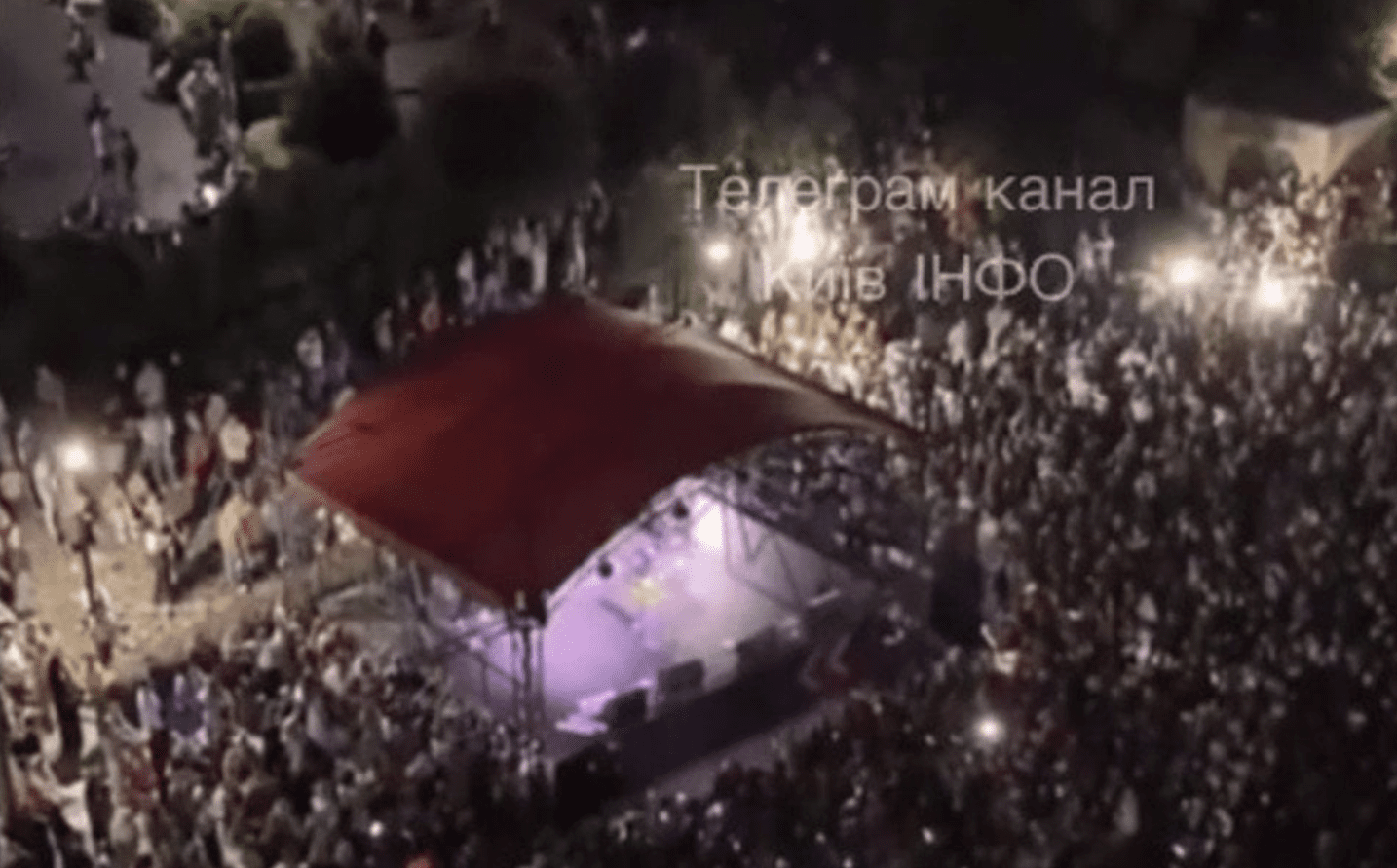 В одному ЖК Софіївської Борщагівки припинили непогоджений з військовими концерт, організаторів обіцяють оштрафувати В одному ЖК Софіївської Борщагівки припинили непогоджений з військовими концерт, організаторів обіцяють оштрафувати