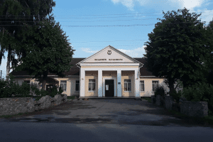У Фурсах за 196 тисяч гривень ремонтуватимуть покрівлю будинку культури У Фурсах за 196 тисяч гривень ремонтуватимуть покрівлю будинку культури