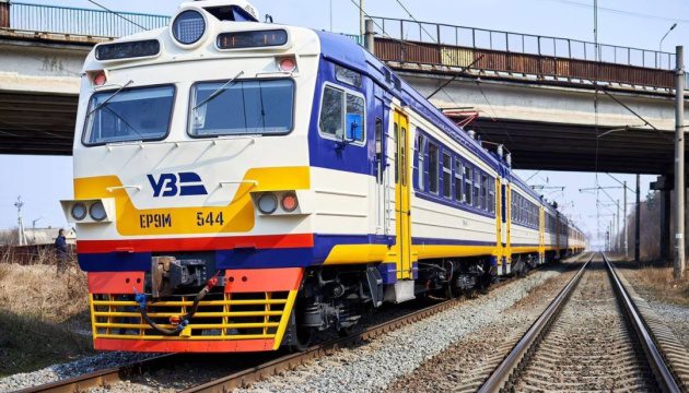 УЗ тимчасово змінює маршрут електрички Київ – Гребінка УЗ тимчасово змінює маршрут електрички Київ – Гребінка