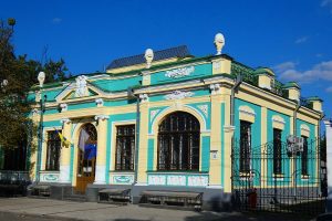 Господарський суд Києва повернув у комунальну власність особняк Апштейна на Подолі Господарський суд Києва повернув у комунальну власність особняк Апштейна на Подолі