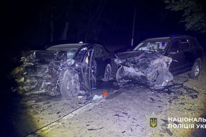 У Яготині сталася дорожньо-транспортна подія за участі трьох автомобілів (фото)