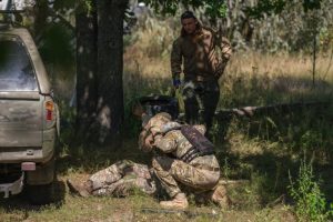Київський обласний Центр підготовки населення до національного спротиву запустив поглиблені спецкурси (фото) Київський обласний Центр підготовки населення до національного спротиву запустив поглиблені спецкурси (фото)