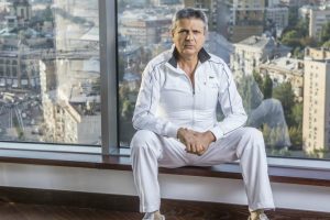 Станцію метро “Академмістечко” реконструюють під ТЦ Вагіфа Алієва Станцію метро “Академмістечко” реконструюють під ТЦ Вагіфа Алієва
