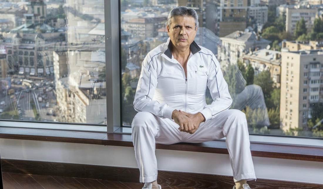 Станцію метро “Академмістечко” реконструюють під ТЦ Вагіфа Алієва